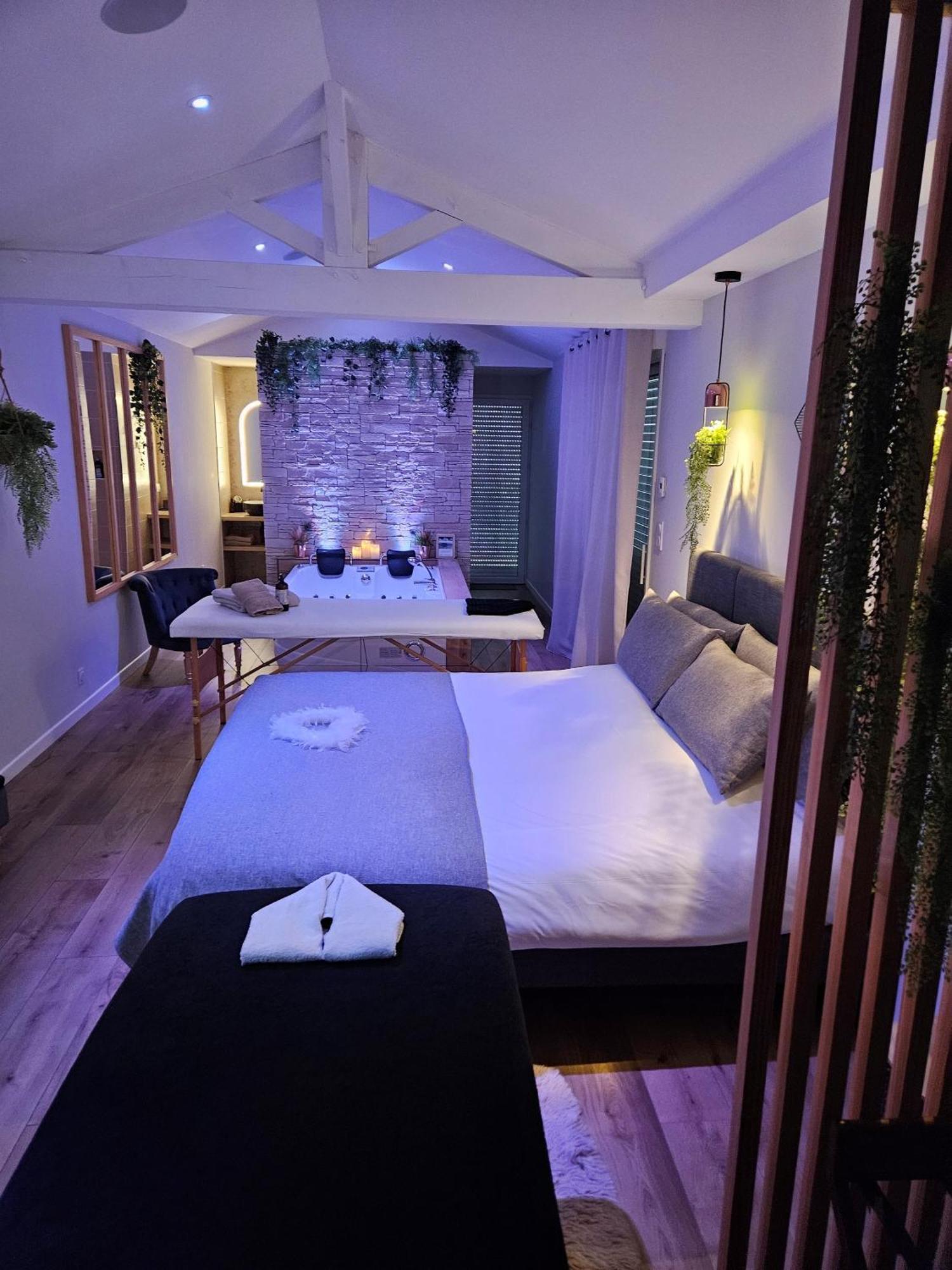 L'Essentiel - Love 5 Etoiles Talmont-Saint-Hilaire ภายนอก รูปภาพ